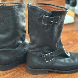 FRYE AND CO. Black Biker Boots